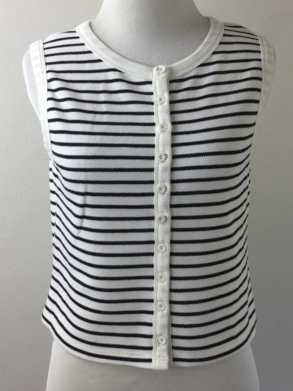 Kirious Sleeveless Top m